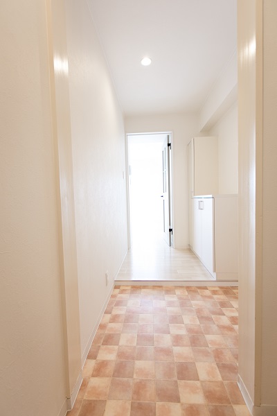 白基調で明るくフルリノベーション 賃貸マンション リノベーション 株式会社クリムト