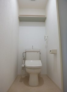 トイレ-プレイスアイル402